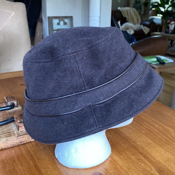 COACH FACTORY MAHOGANY WOOL CRUSHER HAT M/L NEW - Picture 4 of 10